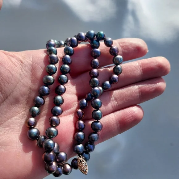 Vintage Black Pearl Necklace With Gold 585 (14K) Lock - Picture 2 of 15